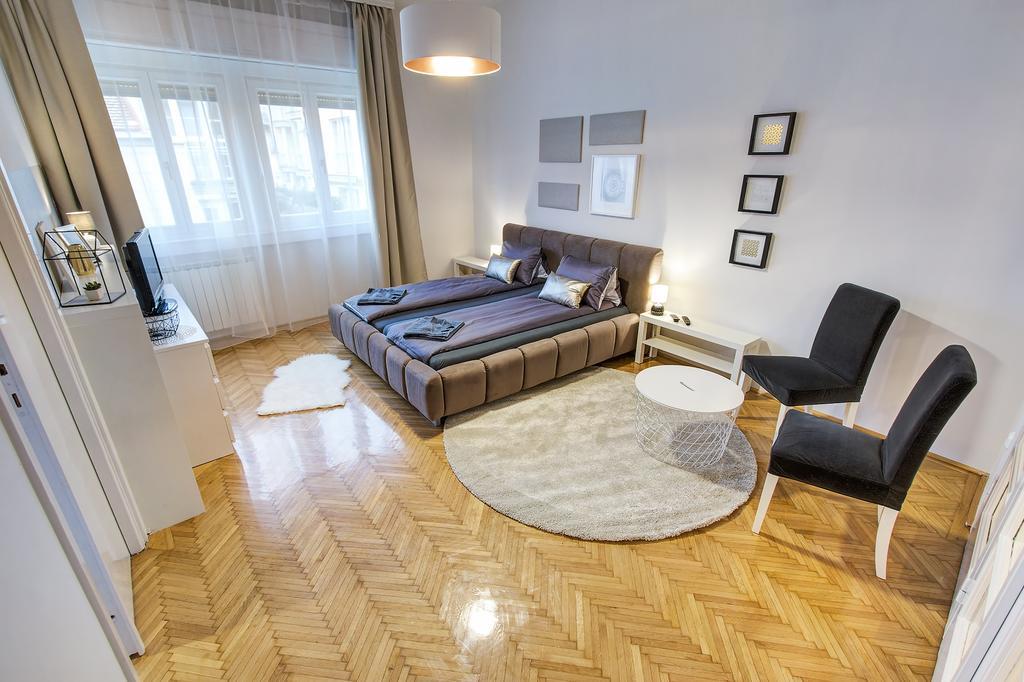 Brighthome Castle District Apartament